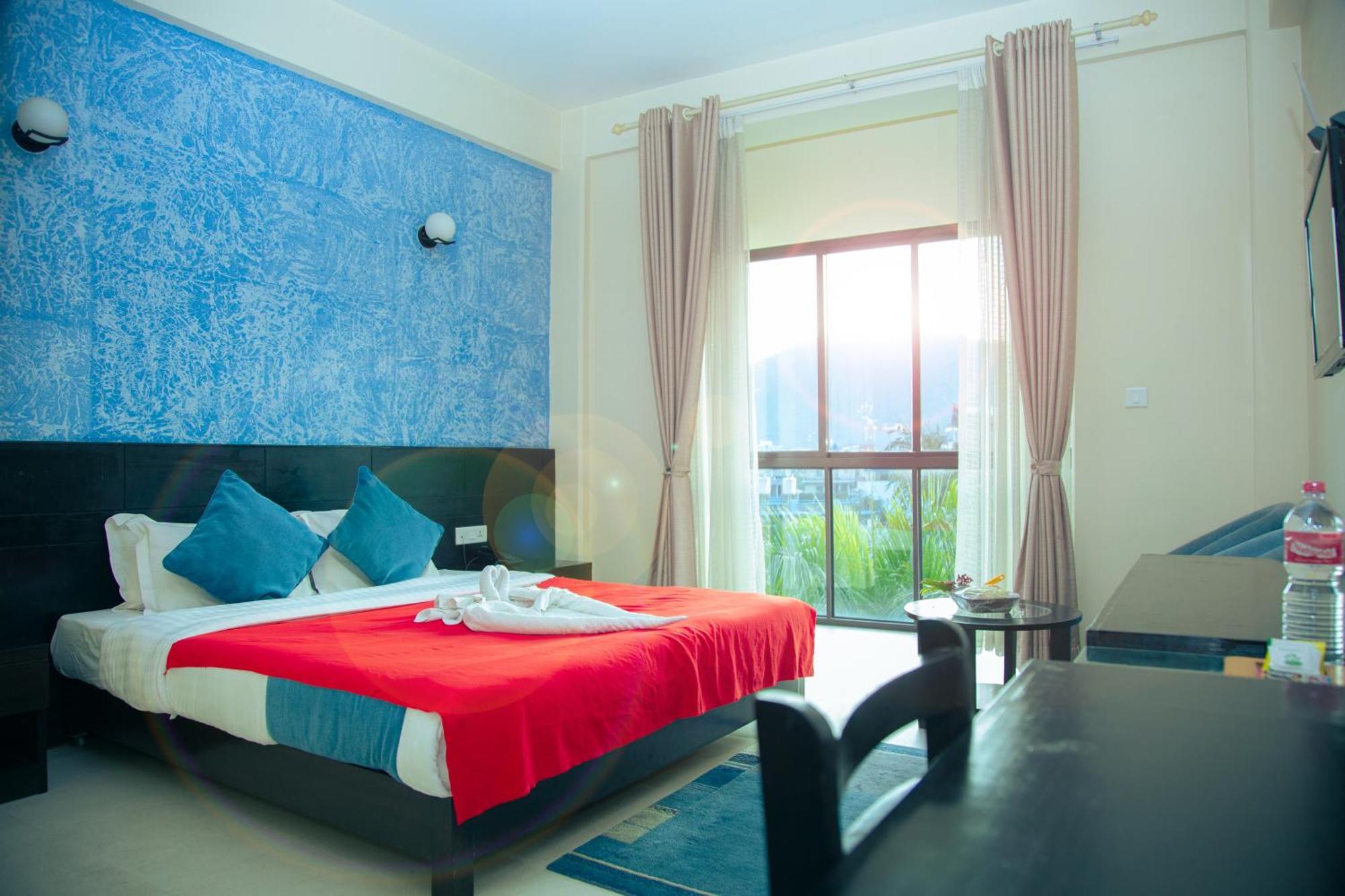 Tuki Resort Pokhara Exteriör bild