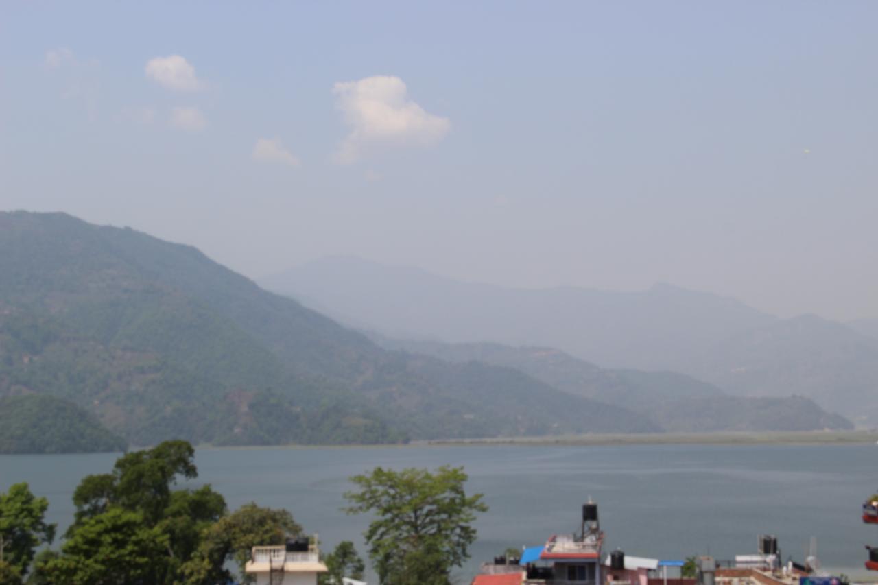 Tuki Resort Pokhara Exteriör bild