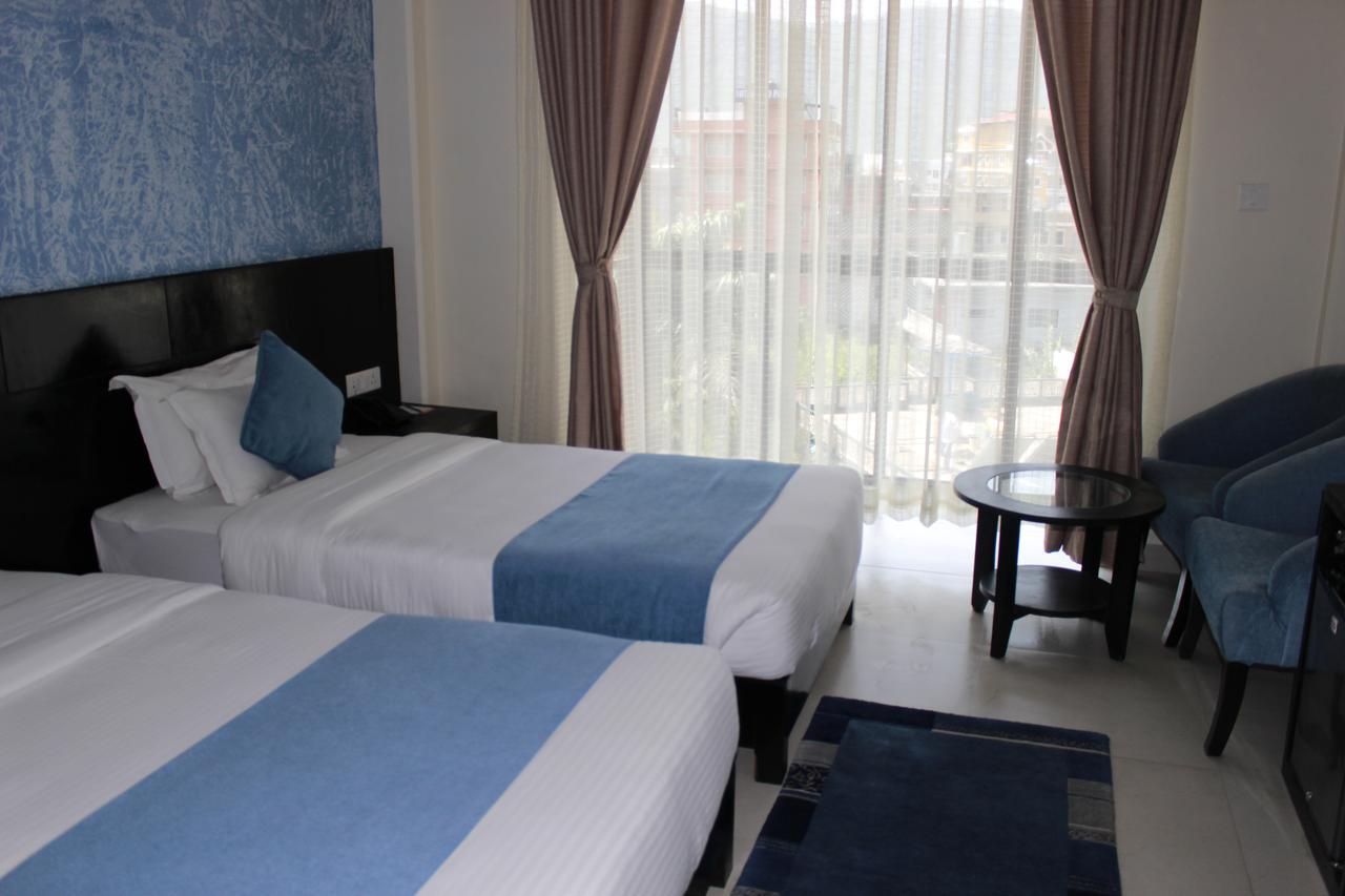 Tuki Resort Pokhara Exteriör bild