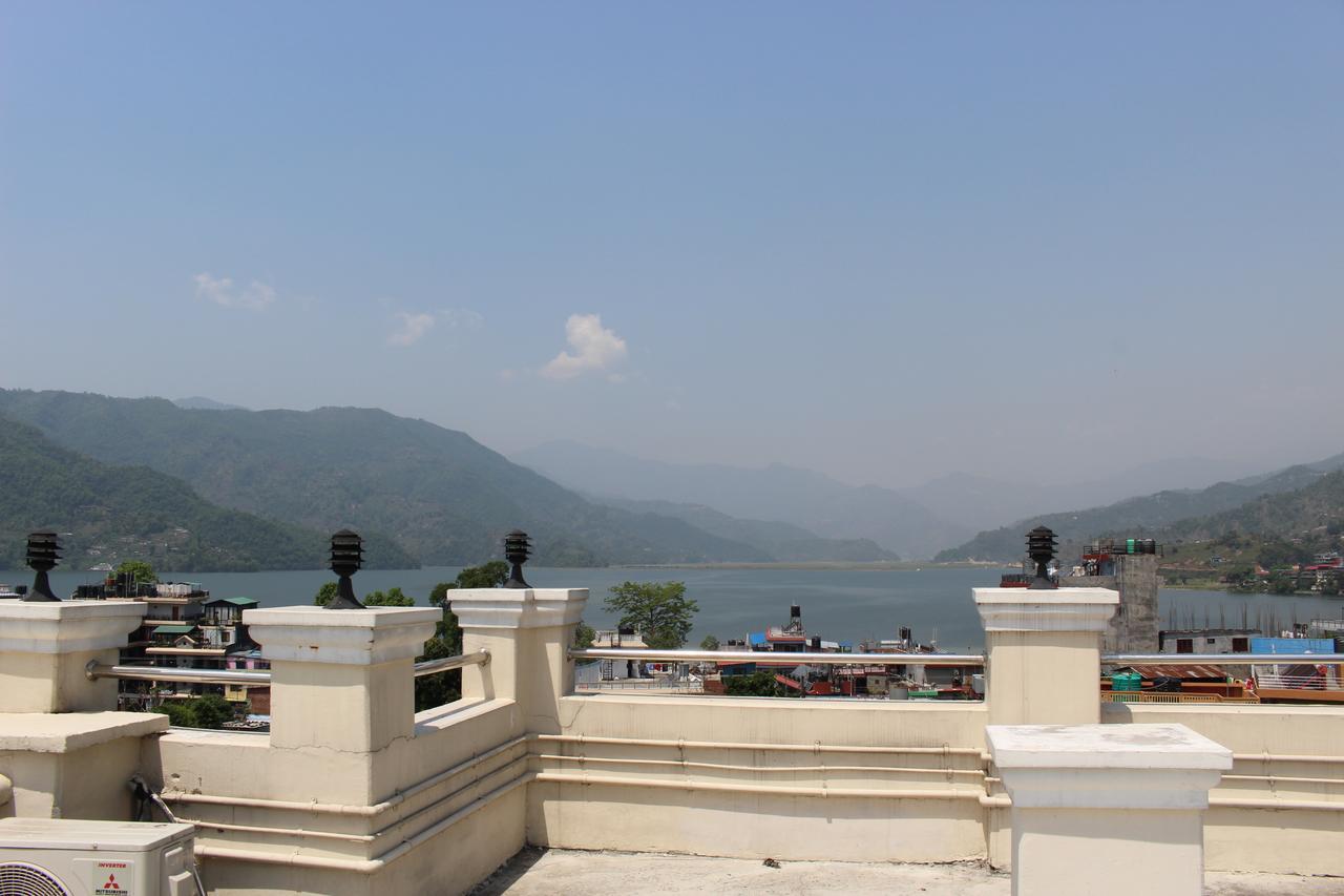 Tuki Resort Pokhara Exteriör bild