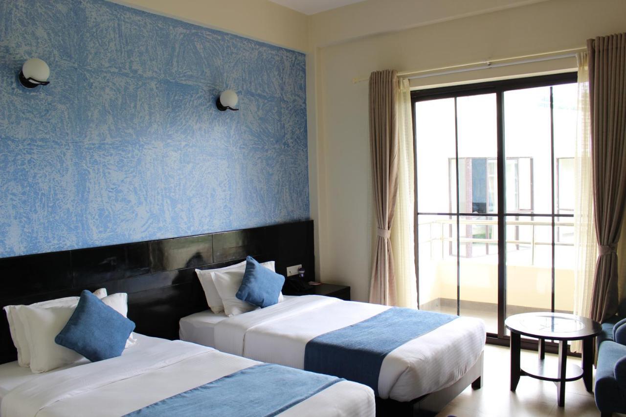 Tuki Resort Pokhara Exteriör bild