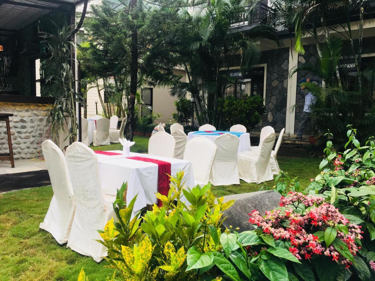 Tuki Resort Pokhara Exteriör bild